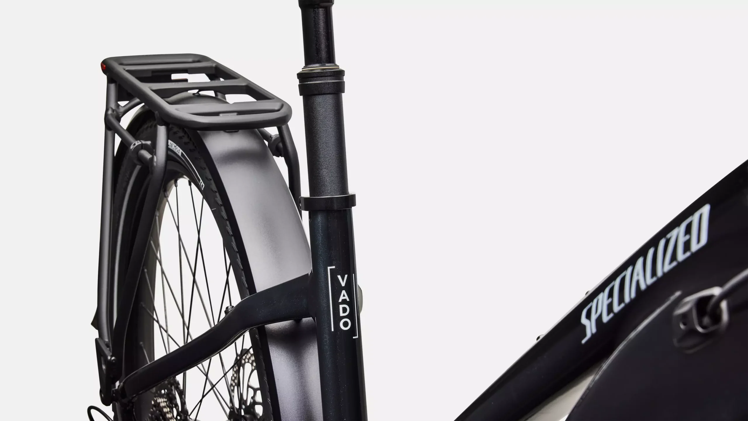 95026-63_VADO-40-ST-CSTBLK-FLKSIL_D4-STTT